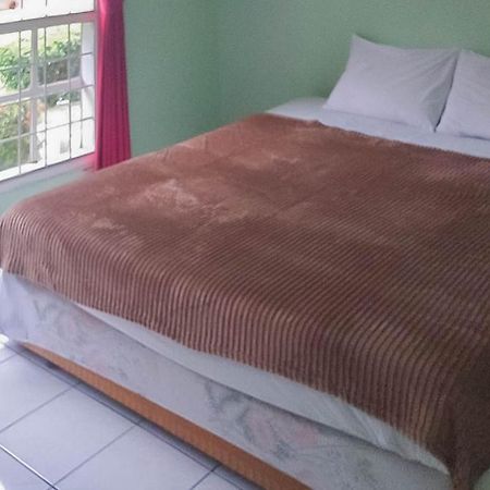 Villa Getsemani Mitra Reddoorz Sangkanurip Extérieur photo