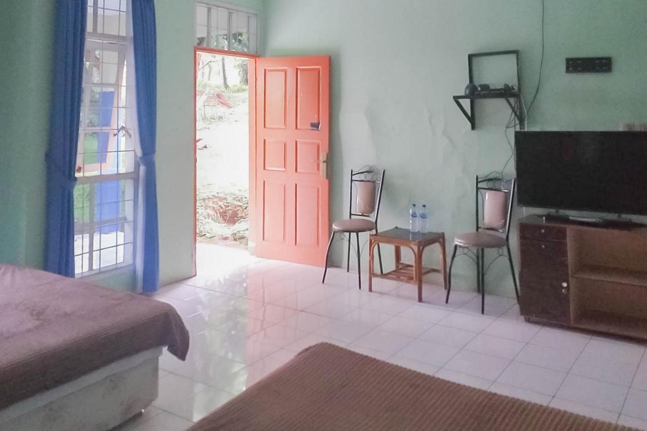 Villa Getsemani Mitra Reddoorz Sangkanurip Extérieur photo